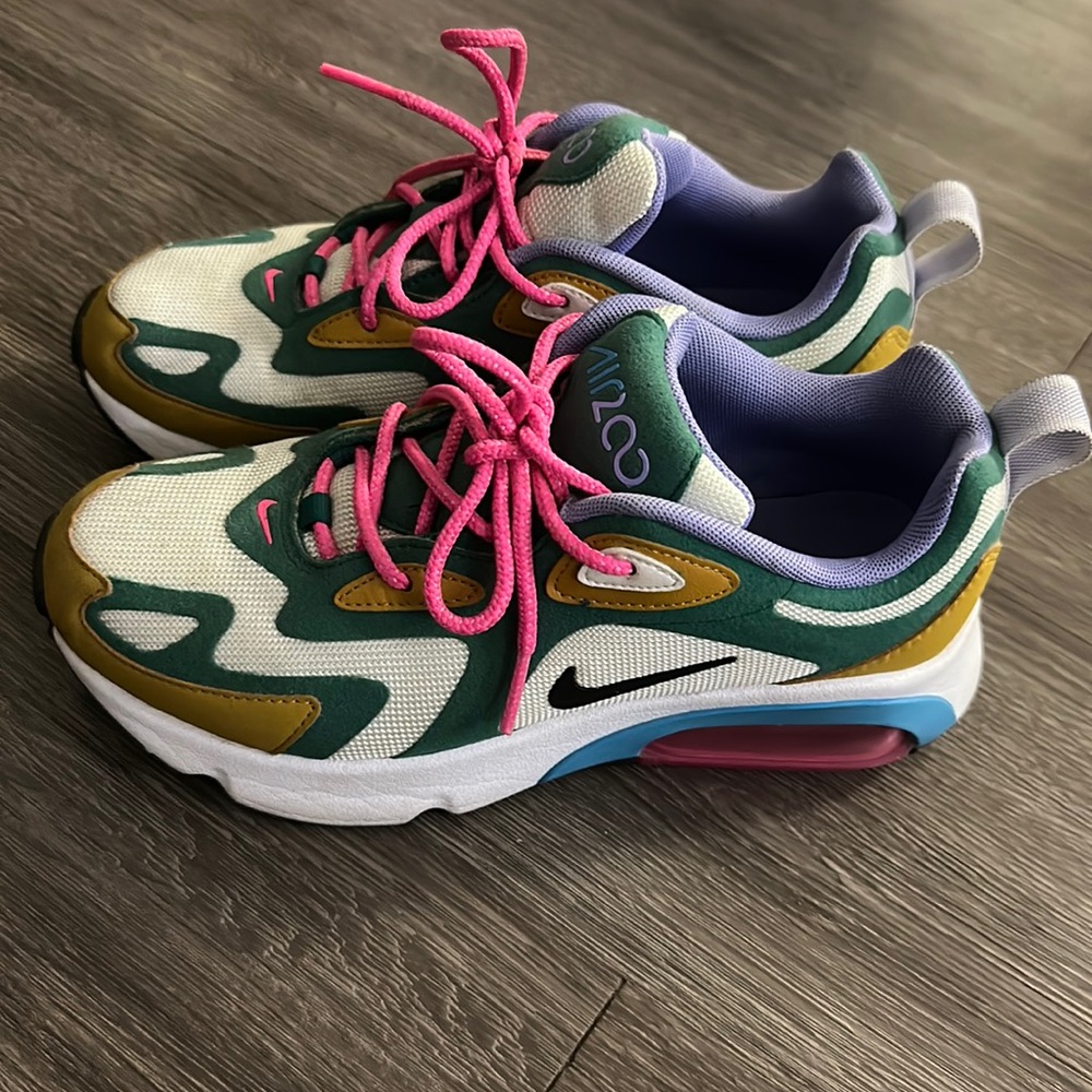 Nike Air200